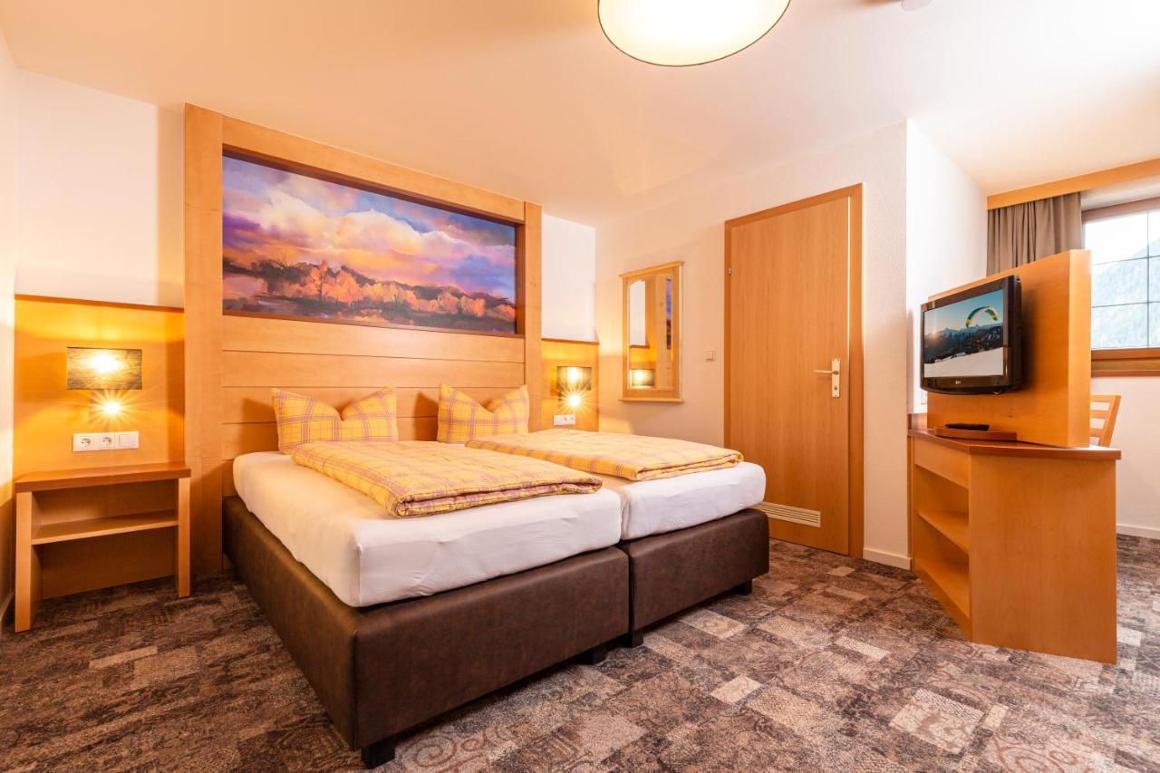 Hotel-Garni Pramstraller Mayrhofen Esterno foto